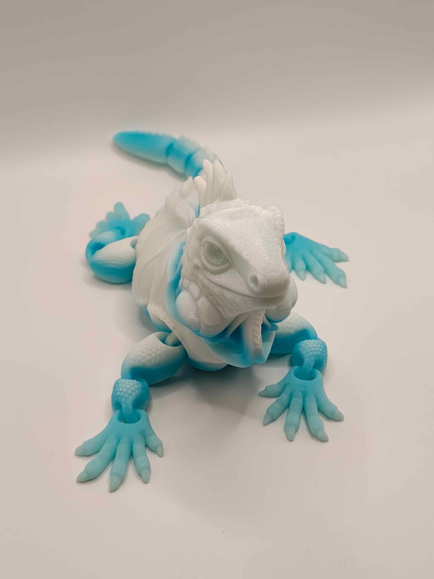 Articulated Iguana