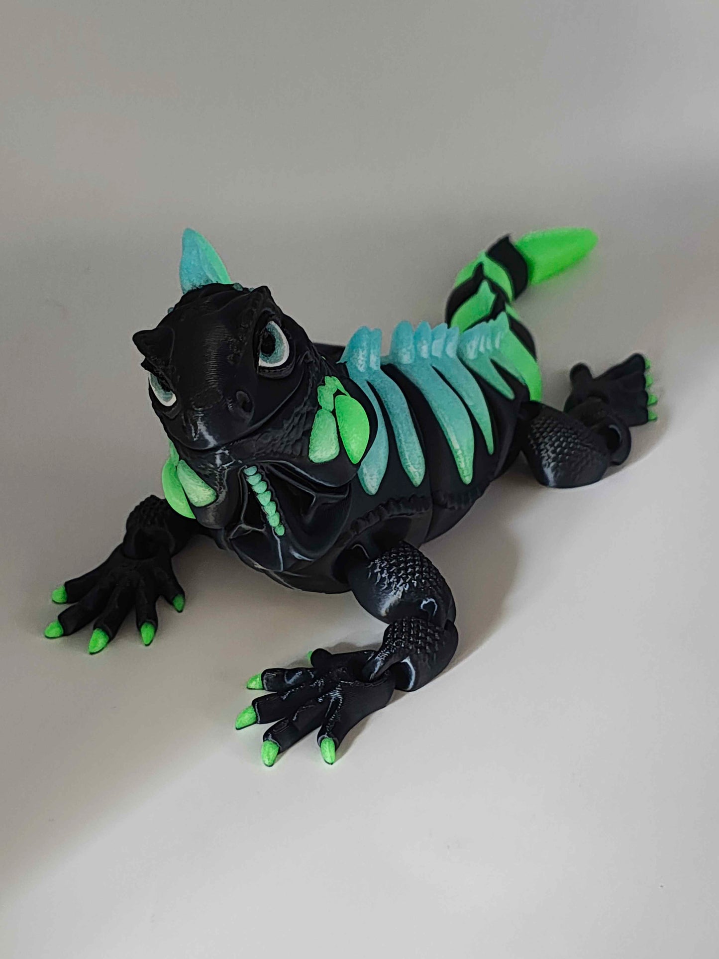 Articulated Iguana