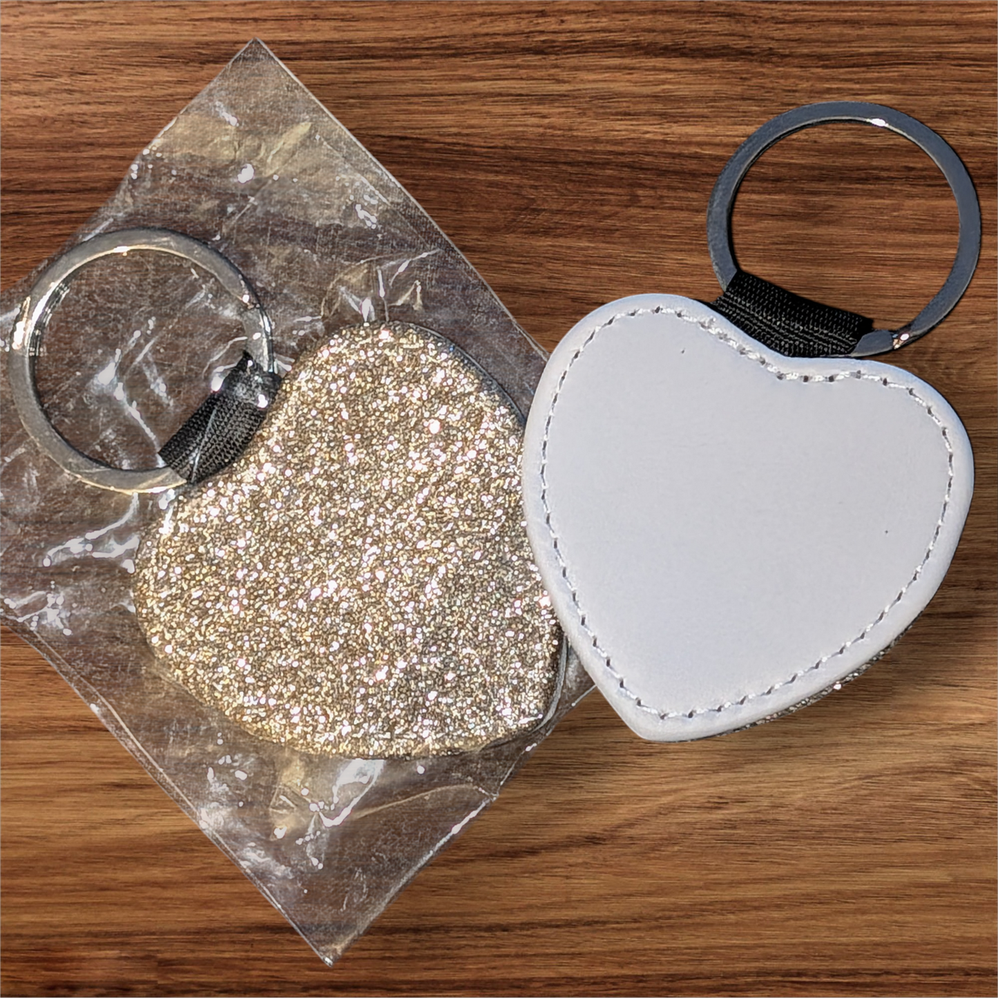 heart faux leather keyring